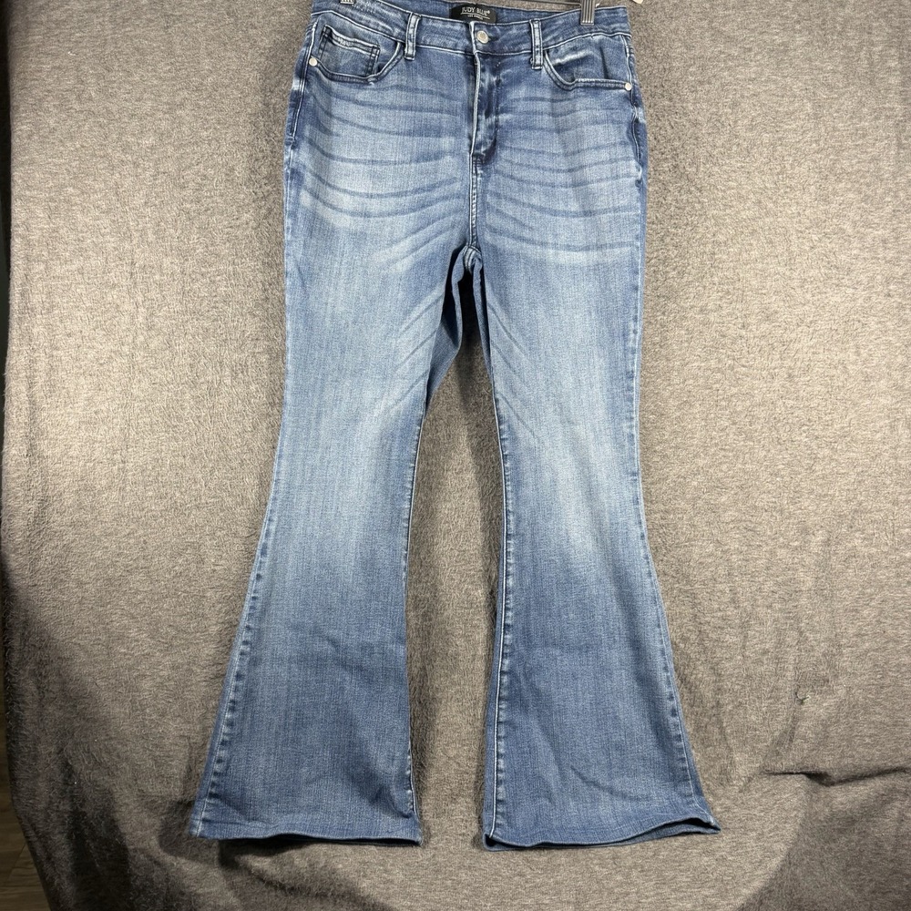 Judy Blue Women's Size 13 Med Wash Blue High Rise Flare Fit 31X29 Cowgirl Stretc